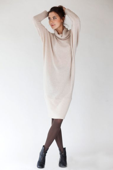 Cream sweater dress in wool LAB SPECIAL DESIGNER CUT