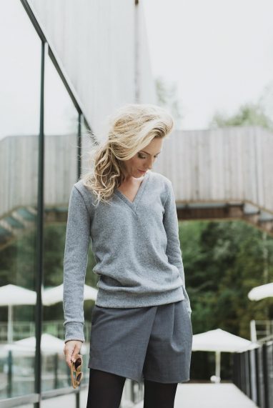 Grey V neck sweater in wool VICTORIA